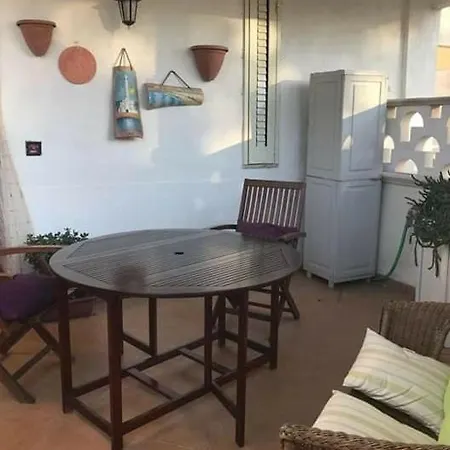 Oleandro House غالّيبولي